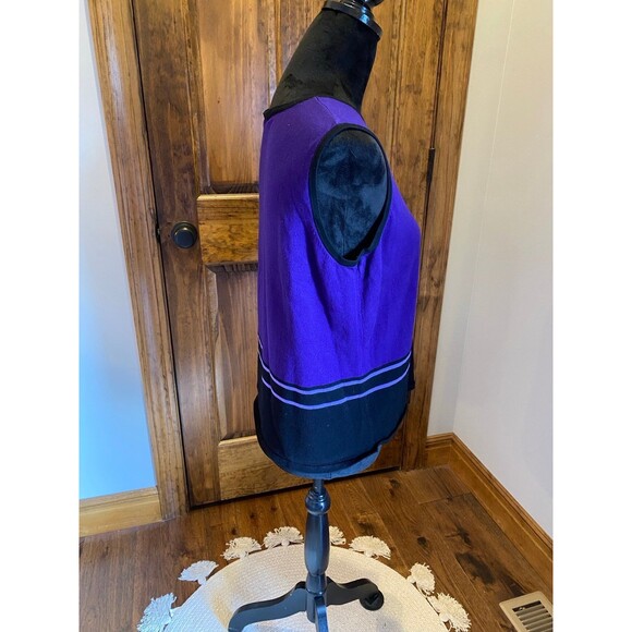 Women’s  Sweater Deep Purple & Black Lightweight Sleeveless Dressy Rounded Neck - Picture 2 of 10